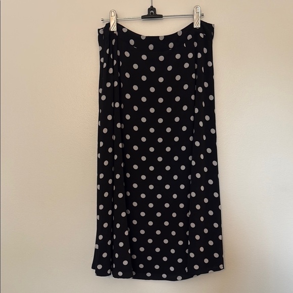 NEW CeCe Button-Front A-Line Midi Skirt Black and White Polka Dots - Picture 5 of 7